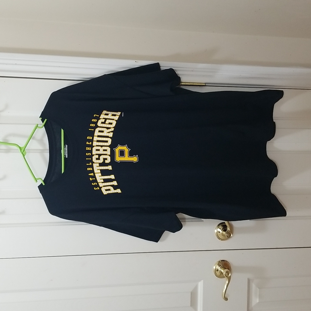 3/$15 MLB Pittsburgh Pirates t-shirt sz 3XL